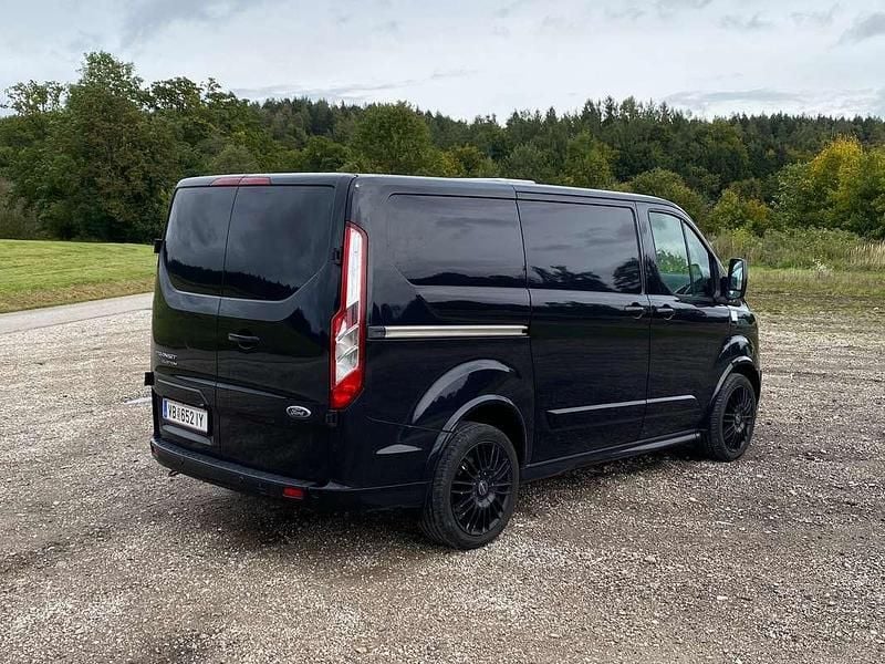 Gebraucht Ford Transit Custom 155 PS (114 kW) 2015 Schwarz Van