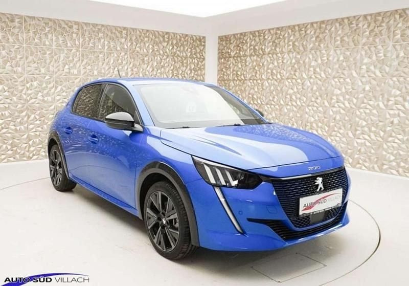 Neu Peugeot e-208 GT 100 kW (136 PS) 2025 Blau Kleinwagen