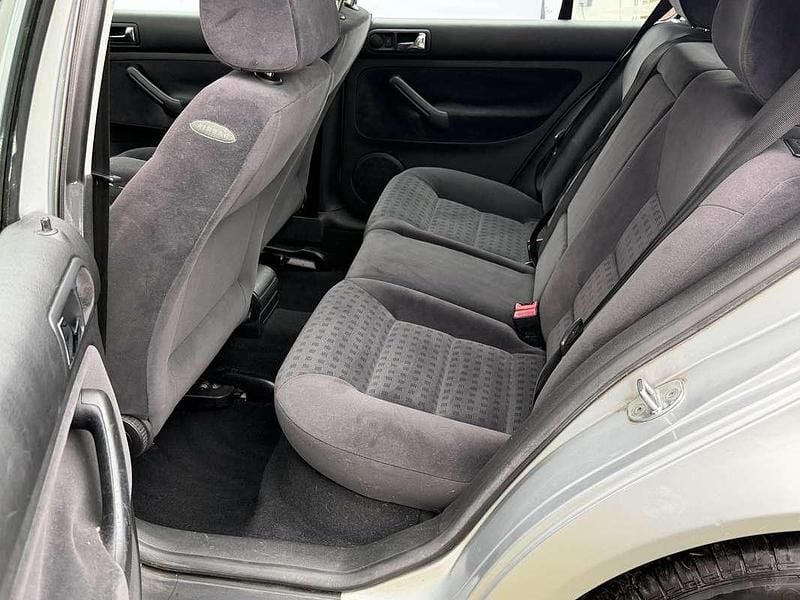 Gebraucht VW Golf IV 68 PS (50 kW) 2002 Limousine