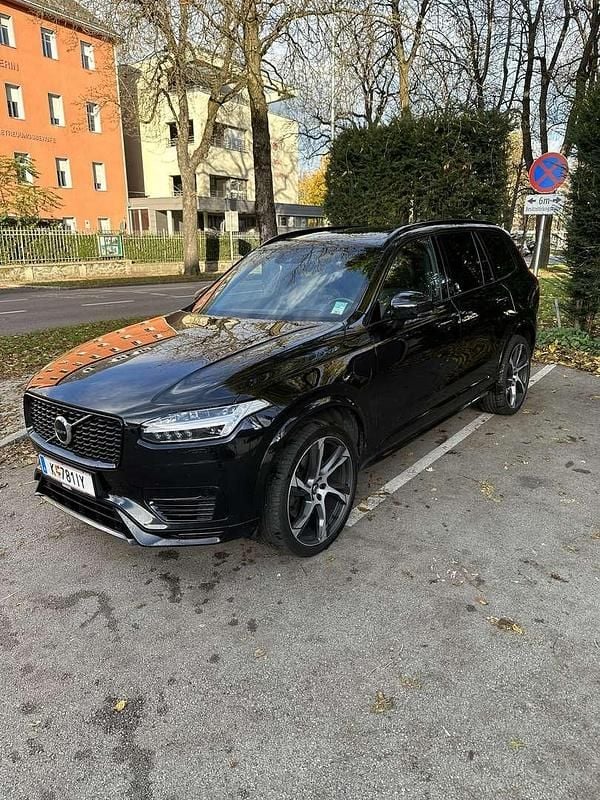 Schwarz Gebraucht 2021 Volvo XC90 R-Design SUV | € 42.999 (Fairer Preis) - Bild 1/4