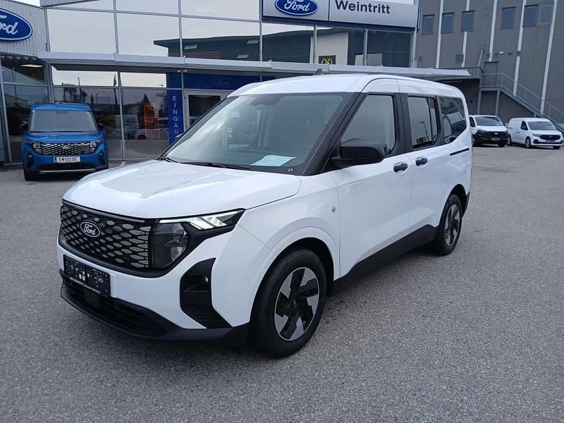 Neu Ford Tourneo Trend 100 kW (136 PS) 2025 Kombi