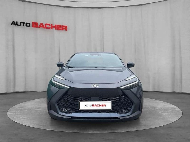 Neu Toyota C-HR Active 151 PS (111 kW) 2025 Schwarz SUV