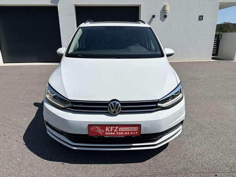 Gebraucht VW Touran 116 PS (85 kW) 2019 Weiß Van / Kleinbus
