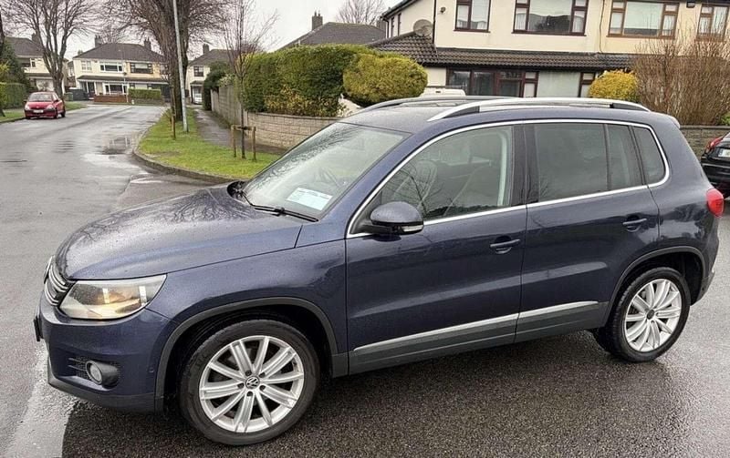 Gebraucht VW Tiguan 140 PS (102 kW) 2011 Beige SUV