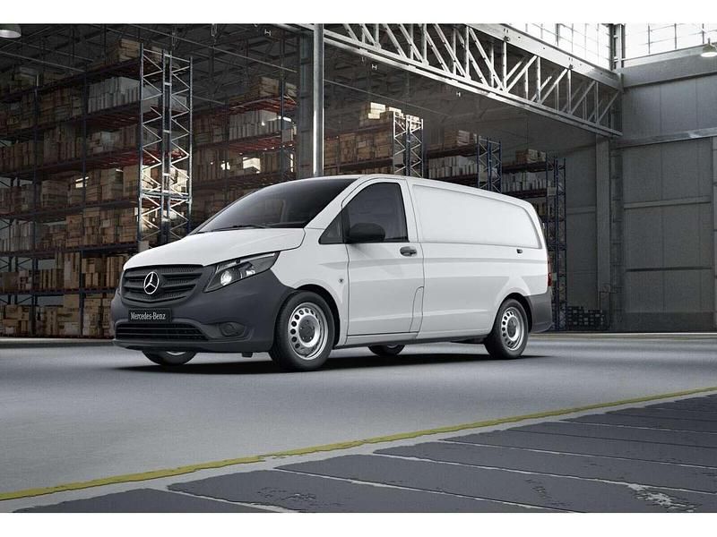 Weiß Gebraucht 2024 Mercedes Vito Van | € 43.188 (Guter Preis) - Bild 1/4