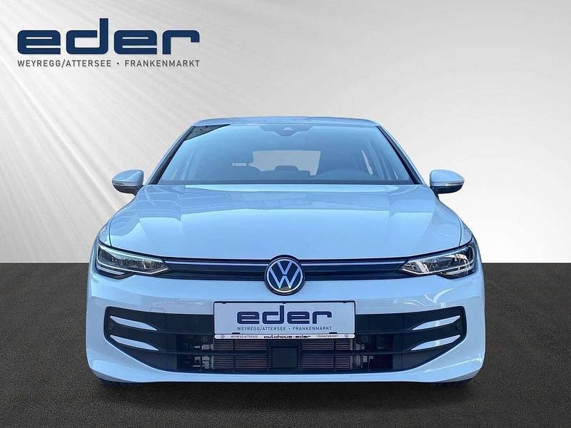 Gebraucht VW Golf VIII 116 PS (85 kW) 2024 Weiß Limousine