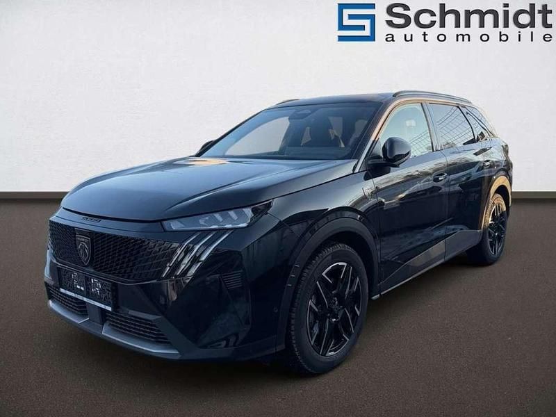 Neu Peugeot 5008 GT 144 PS (105 kW) 2025 Schwarz SUV