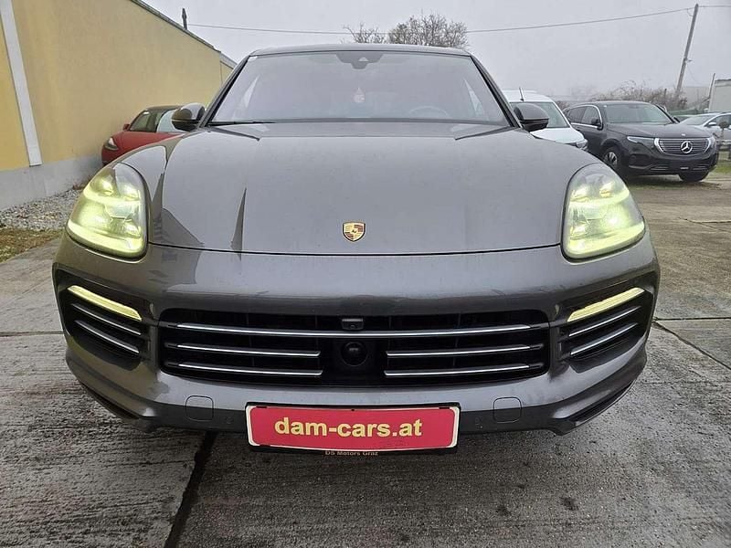Gebraucht Porsche Cayenne 340 PS (250 kW) 2019 Grau SUV