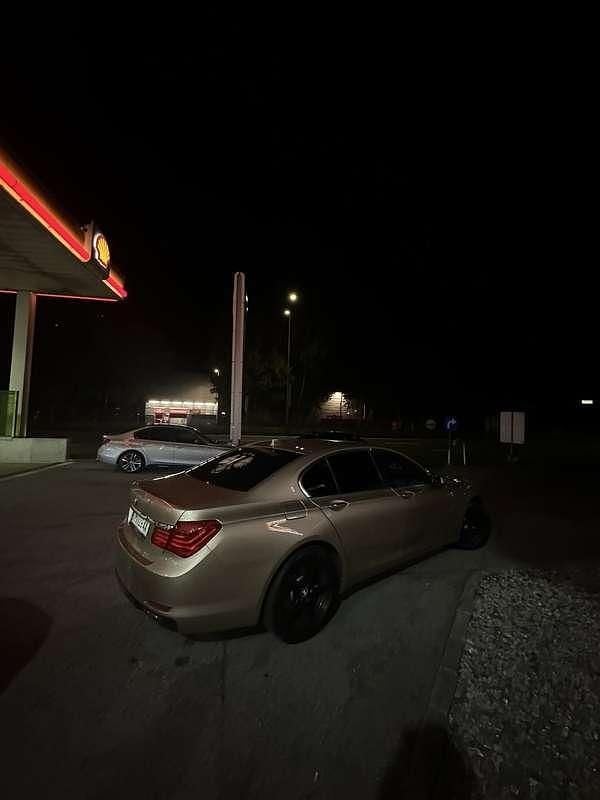 Gebraucht BMW 730 258 PS (189 kW) 2009 Limousine