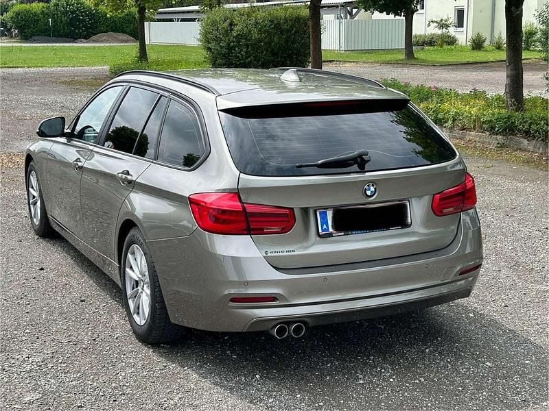 Gebraucht BMW 320 Efficient Dynamics 163 PS (119 kW) 2019 Beige Kombi