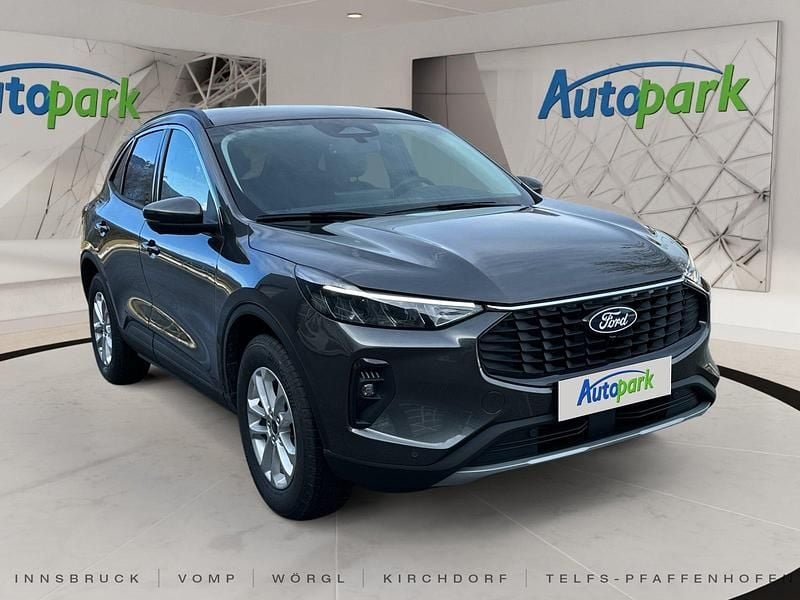 Neu Ford Kuga Titanium 190 PS (139 kW) 2026 Grau SUV