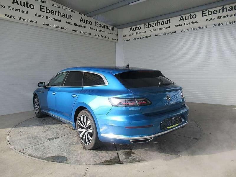 Gebraucht VW Arteon Elegance 156 PS (114 kW) 2022 Blau Kombi