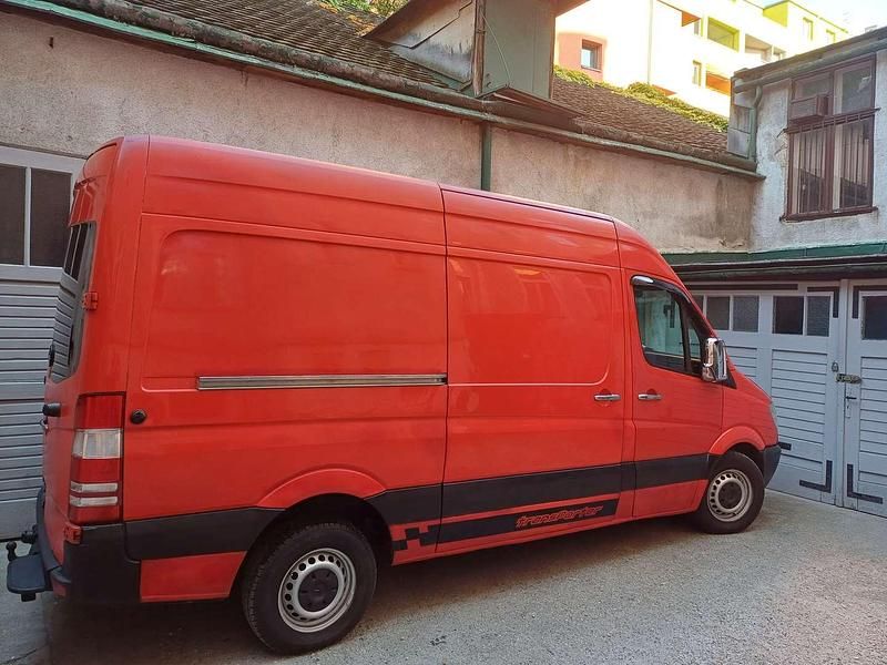 Rot Gebraucht 2008 Mercedes Sprinter Van | € 12.500 - Bild 1/4