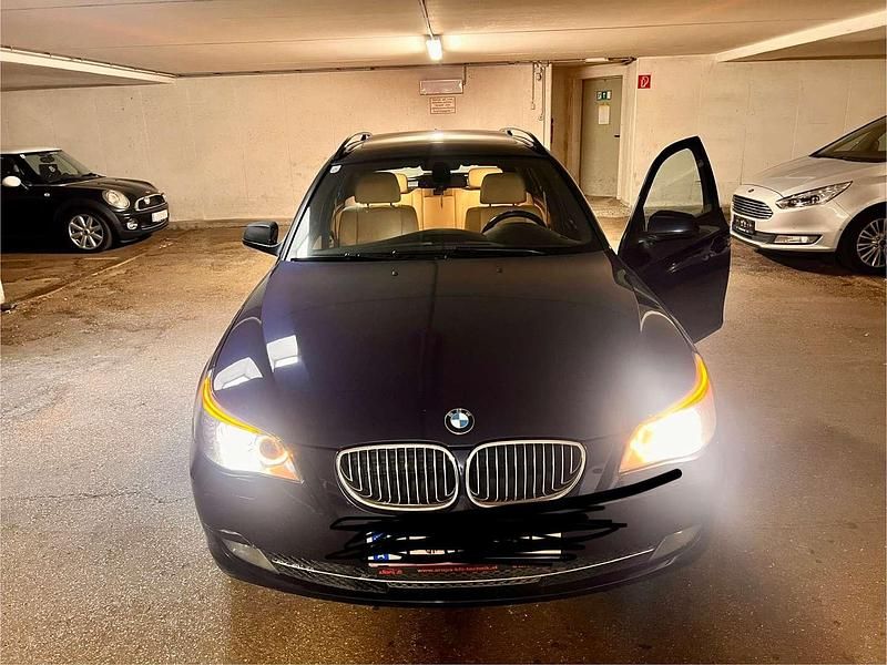 Blau Gebraucht 2010 BMW 520 Kombi | € 5.000 (Guter Preis) - Bild 1/4
