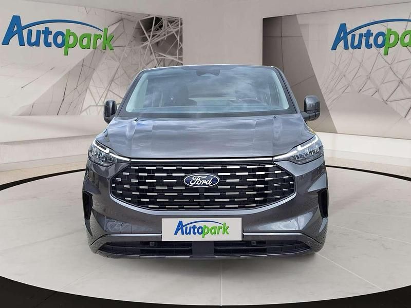 Gebraucht Ford Tourneo Custom Titanium 136 PS (100 kW) 2025 Grau Van