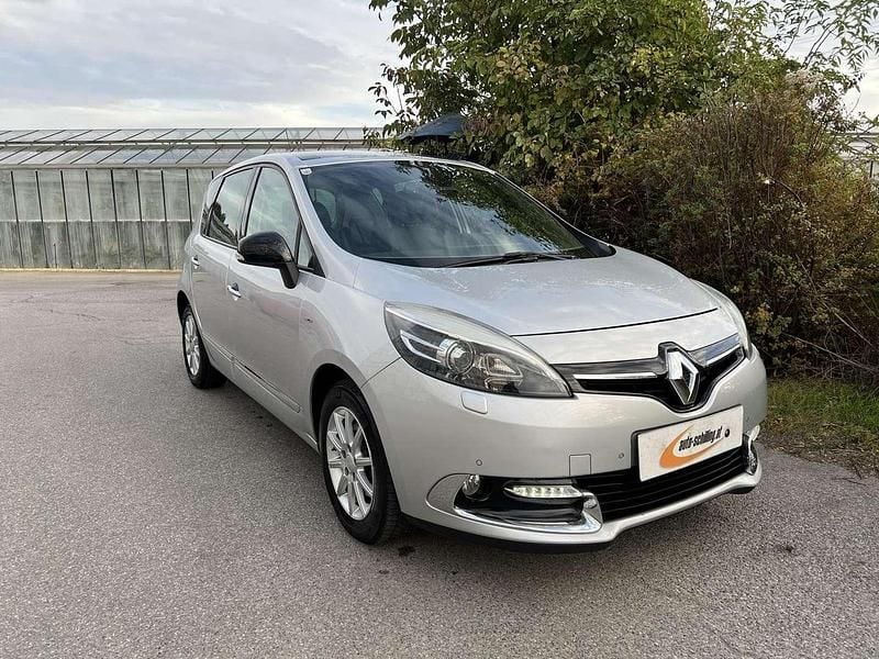 Grau Gebraucht 2014 Renault Scénic III Bose Edition Van / Kleinbus | € 6.890 - Bild 1/4