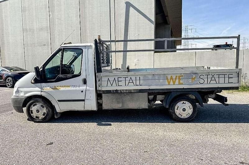 Weiß Gebraucht 2010 Ford Transit Van | € 4.900 (Teuer) - Bild 1/4