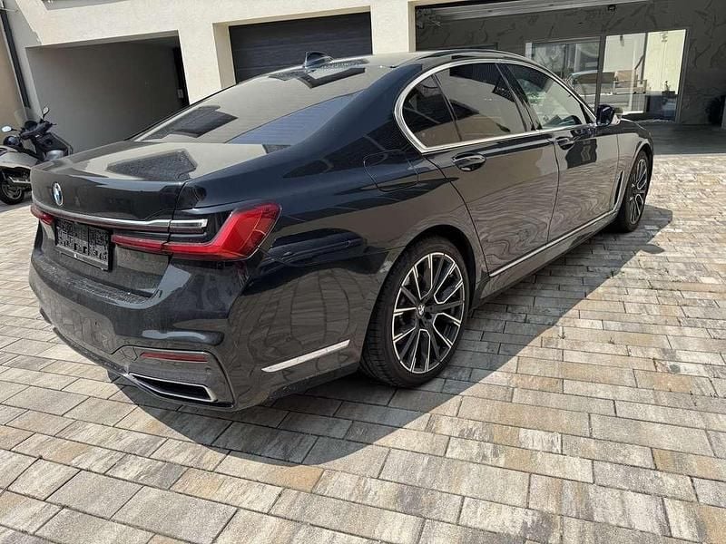 Gebraucht BMW 745 M Sport 286 PS (210 kW) 2020 Limousine