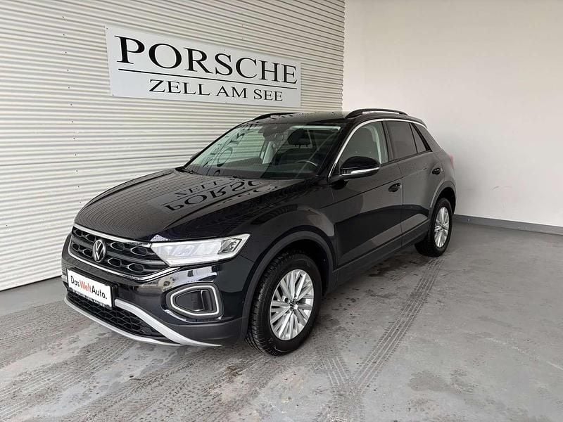 Schwarz metallicperleffektno Gebraucht 2023 VW T-Roc Life SUV | € 28.800 (Fairer Preis) - Bild 1/4