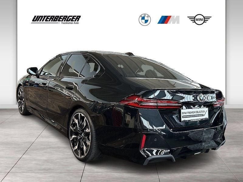 Gebraucht BMW 520 M Sport 197 PS (144 kW) 2025 Limousine