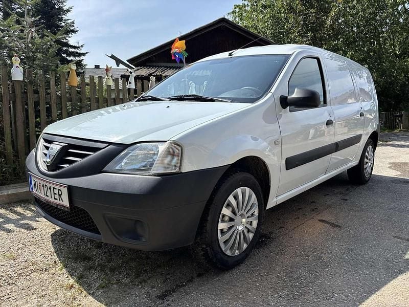 Gebraucht 2010 Dacia Logan MCV Lauréate Kombi | € 3.590 - Bild 1/4
