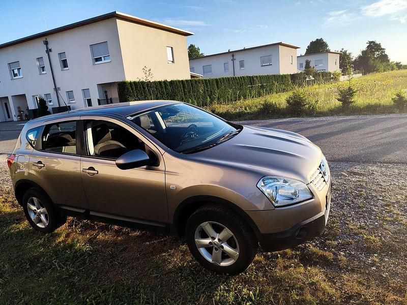Gebraucht Nissan Qashqai Acenta 106 PS (77 kW) 2009 SUV