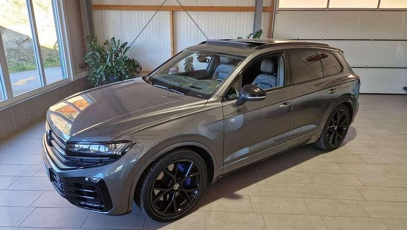Gebraucht VW Touareg R-line 340 PS (250 kW) 2025 Grau SUV