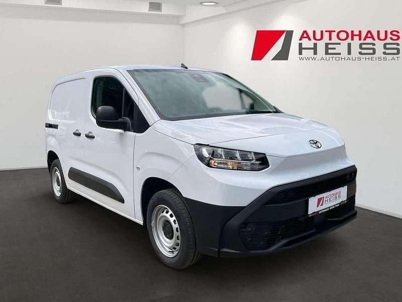 Gebraucht Toyota Proace City City 102 PS (75 kW) 2024 Weiß Van / Kleinbus
