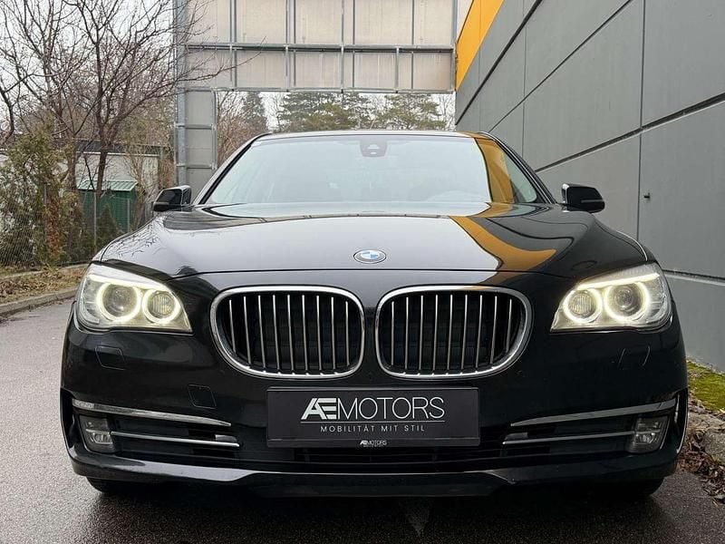 Gebraucht BMW 730 258 PS (189 kW) 2015 Schwarz Limousine