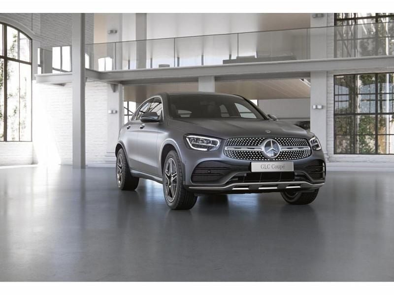 Gebraucht Mercedes GLC220 194 PS (142 kW) 2022 Coupé