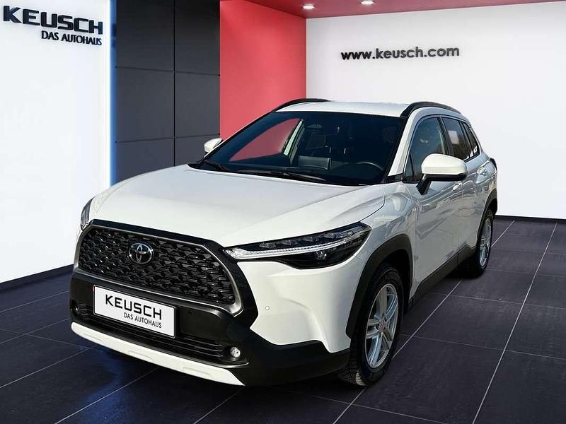 Gebraucht Toyota Corolla Cross Active 98 PS (72 kW) 2025 Weiß SUV