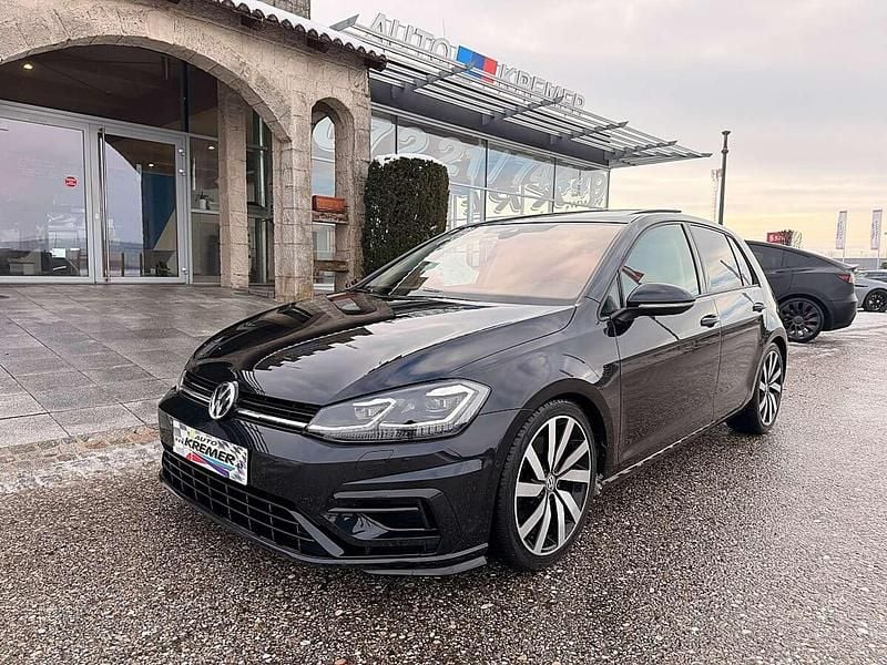 Gebraucht VW Golf VII Highline 150 PS (110 kW) 2017 Schwarz Limousine