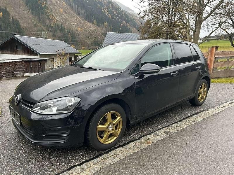 Gebraucht VW Golf VII Trendline 86 PS (63 kW) 2013 Schwarz Limousine