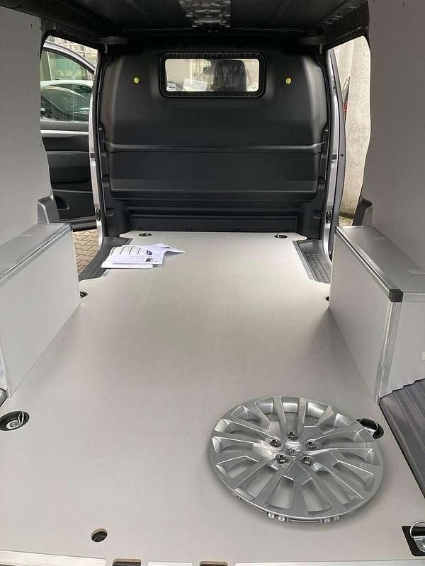 Gebraucht Opel Vivaro-e Combi Elegance 100 kW (136 PS) 2021 Grau Van