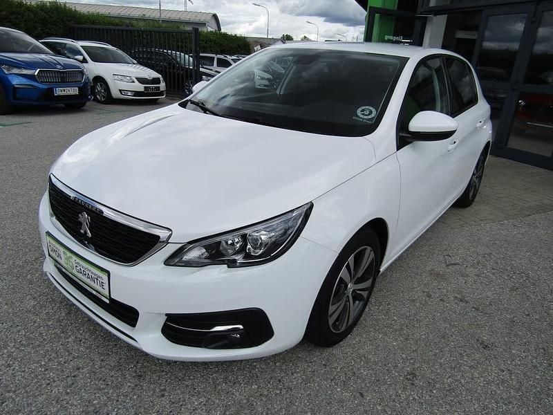 Gebraucht Peugeot 308 SW Active 131 PS (96 kW) 2018 Weiss  normal Kombi