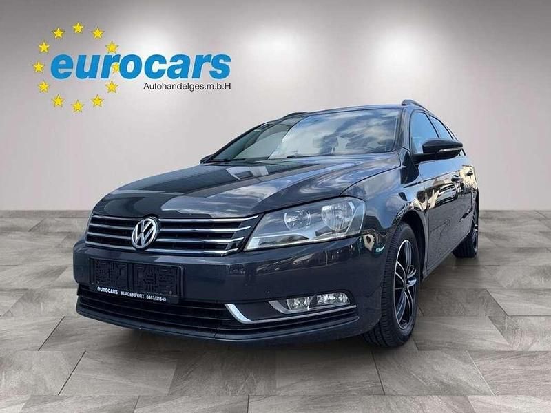 Grau Gebraucht 2011 VW Passat Trendline Kombi | € 8.900 - Bild 1/4