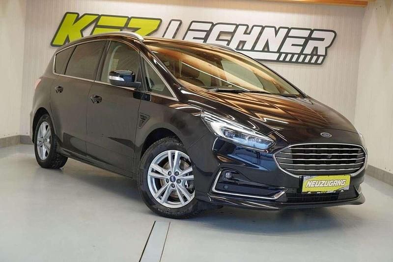 Gebraucht Ford S-MAX Titanium 150 PS (110 kW) 2020 Schwarz Van / Kleinbus