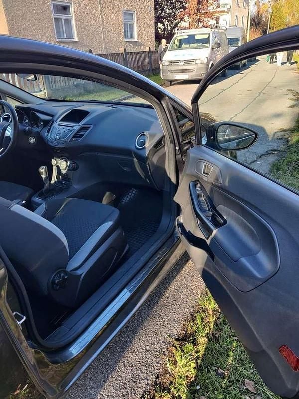 Gebraucht Ford Fiesta Trend 82 PS (60 kW) 2017 Limousine