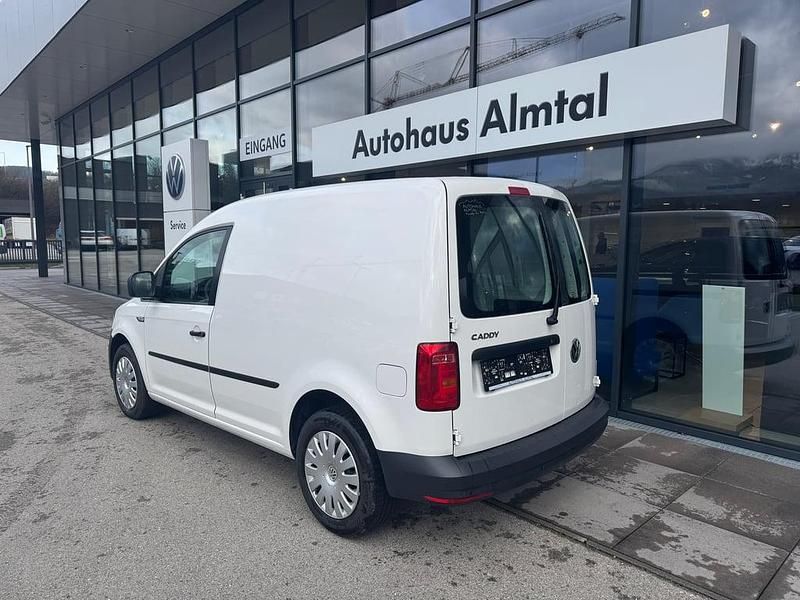 Gebraucht VW Caddy 75 PS (55 kW) 2020 Weiss  normal Van / Kleinbus