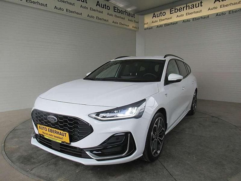 Weiß Gebraucht 2022 Ford Focus ST-Line Kombi | € 16.990 (Superpreis) - Bild 1/4