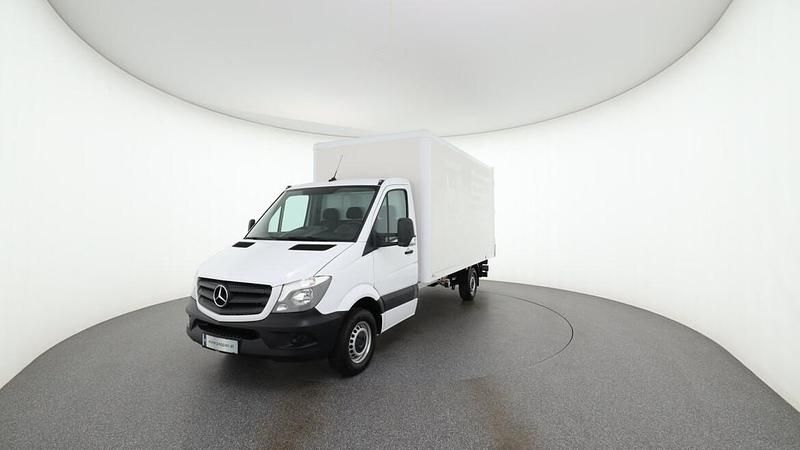 Arktikweiß Gebraucht 2018 Mercedes Sprinter Van | € 31.990 (Fairer Preis) - Bild 1/1