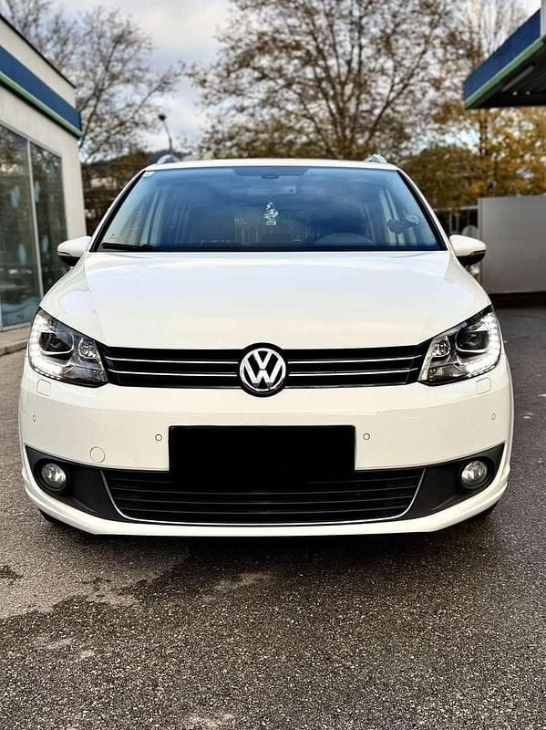 Gebraucht VW Touran 105 PS (77 kW) 2014 Weiß Van / Kleinbus