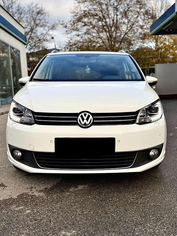 Weiß Gebraucht 2014 VW Touran Van / Kleinbus | € 13.500 (Fairer Preis) - Bild 1/4