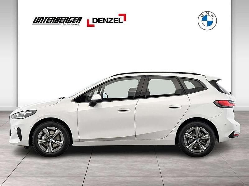 Gebraucht BMW 216 Active Tourer Luxury Line 122 PS (89 kW) 2024 Weiß Van / Kleinbus