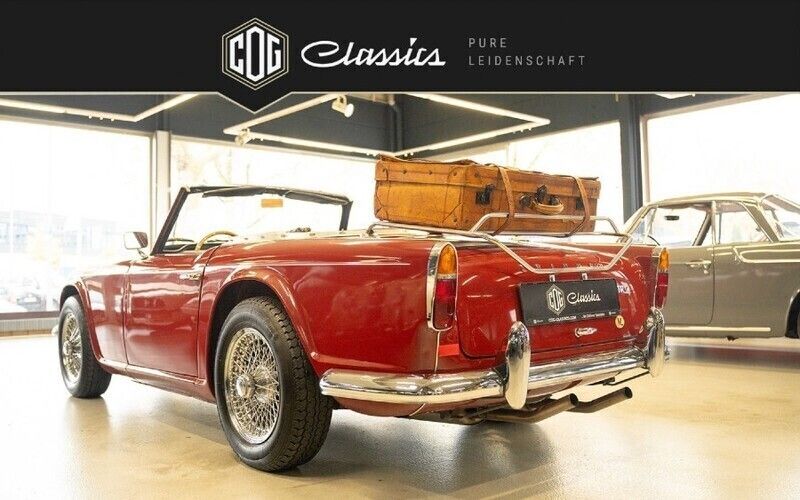 Gebraucht Triumph TR4 133 PS (97 kW) 1963 Rot Cabrio