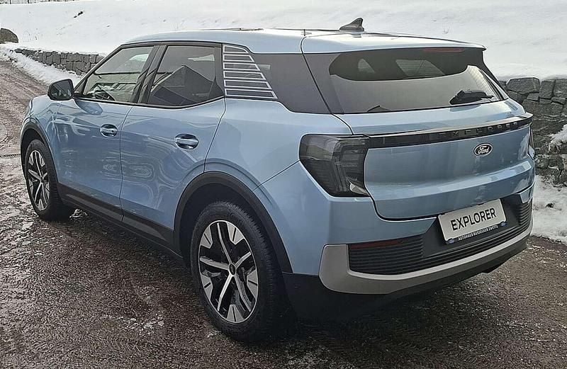 Gebraucht Ford Explorer Premium 250 kW (340 PS) 2024 Blau SUV