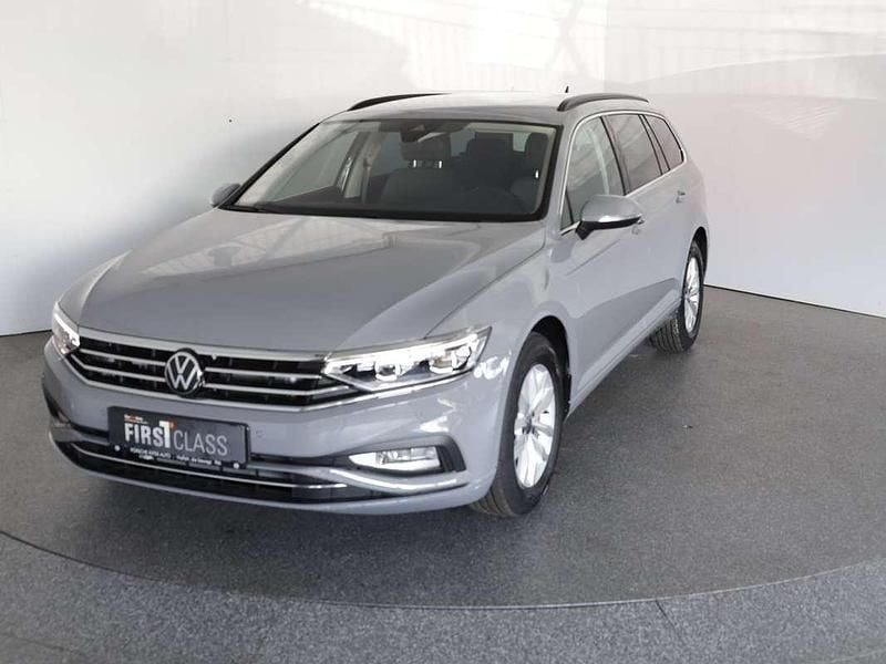 Gebraucht VW Passat Business 150 PS (110 kW) 2024 Mittelgrau  normal Kombi