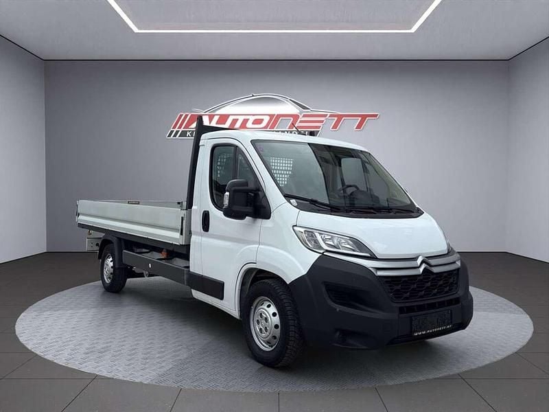Weiß Gebraucht 2022 Citroën Jumper Comfort Van / Kleinbus | € 19.999 (Fairer Preis) - Bild 1/4