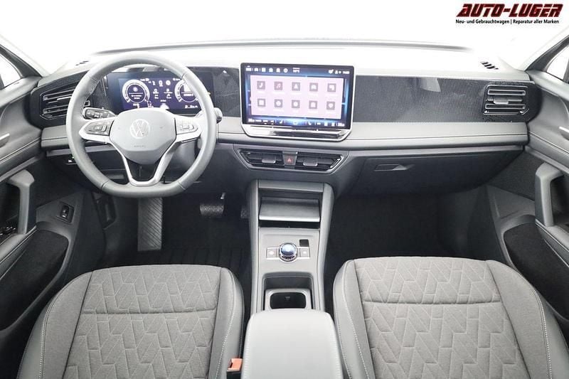 Neu VW Tiguan Life 150 PS (110 kW) 2025 Cipressino grün metallic SUV