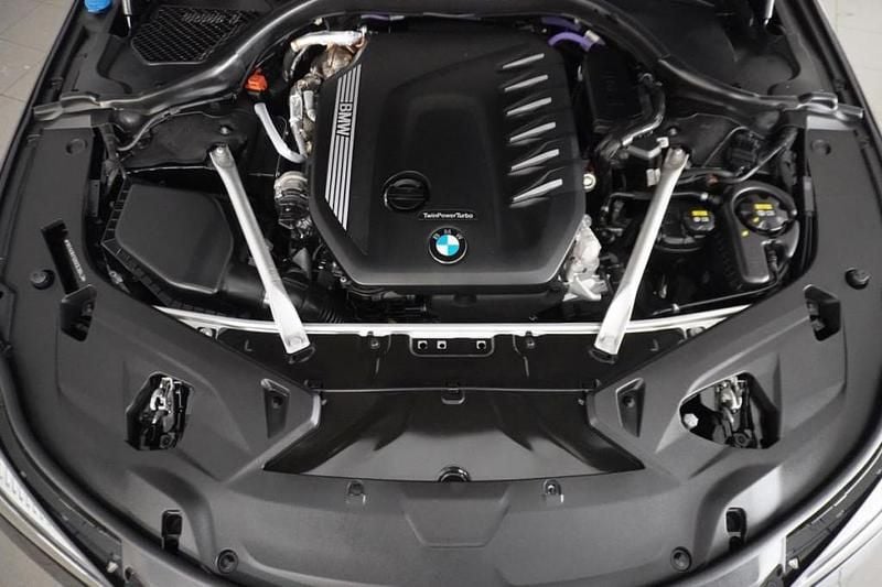 Gebraucht BMW 840 Efficient Dynamics 340 PS (250 kW) 2022 Schwarz Coupé